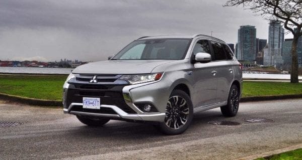 Mitsubishi Outlander PHEV kicks hybrid technology up a notch