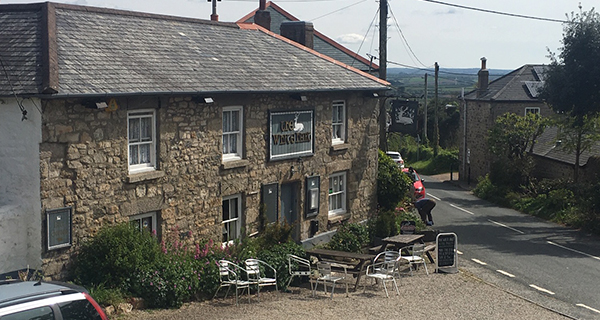 A magnificent Cornish pub dinner to top off a day of discovery