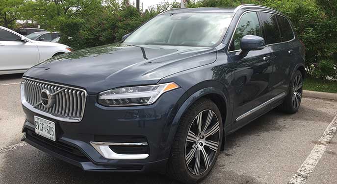 Volvo XC-90 plug-in hybrid is a luxurious, high-tech hauler